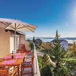 1 Bedroom In Lejlighed Dramalj