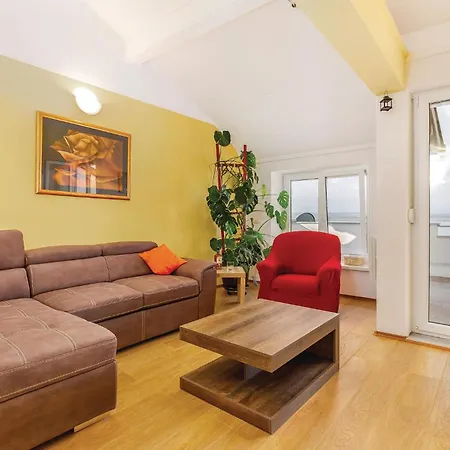 Stunning In With House Sea View 公寓 *