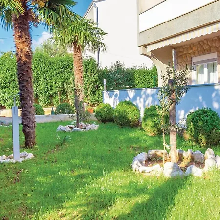 Lägenhet 1 Bedroom In Dramalj