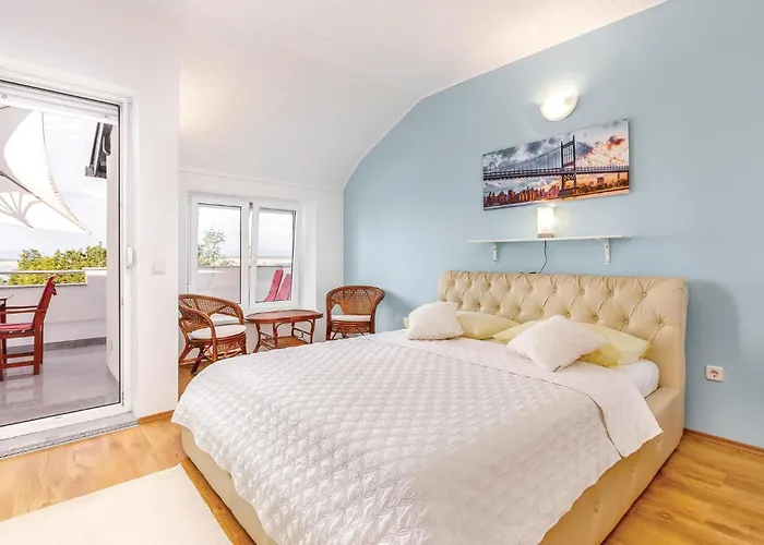 شقة 1 Bedroom In *
